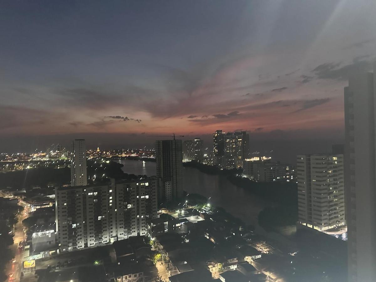 Espectacular Vista A La Ciudad Apartamento *